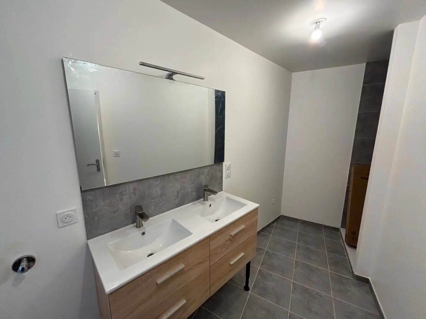 Maison à louer, 93m², Visan