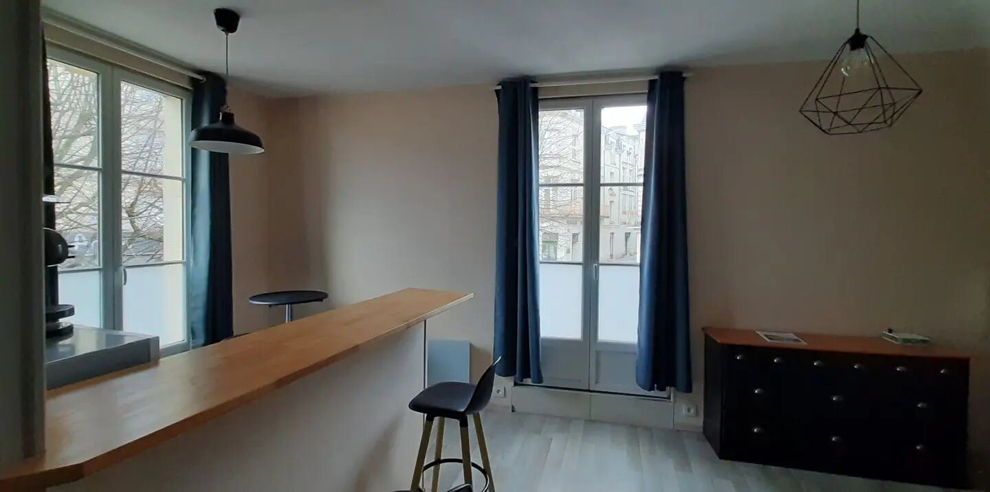 Appartement à louer, 21m², Loudun