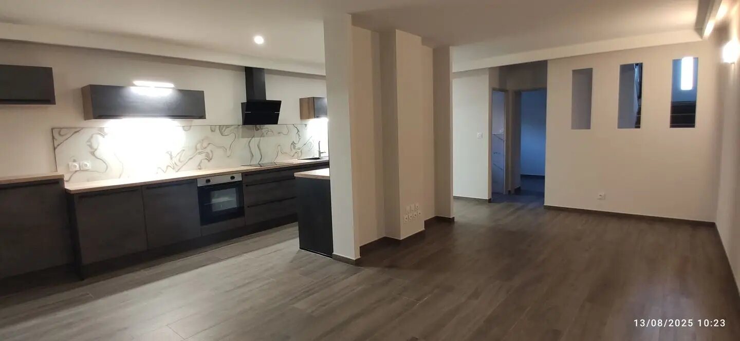 Maison à louer, 100m², Cessieu