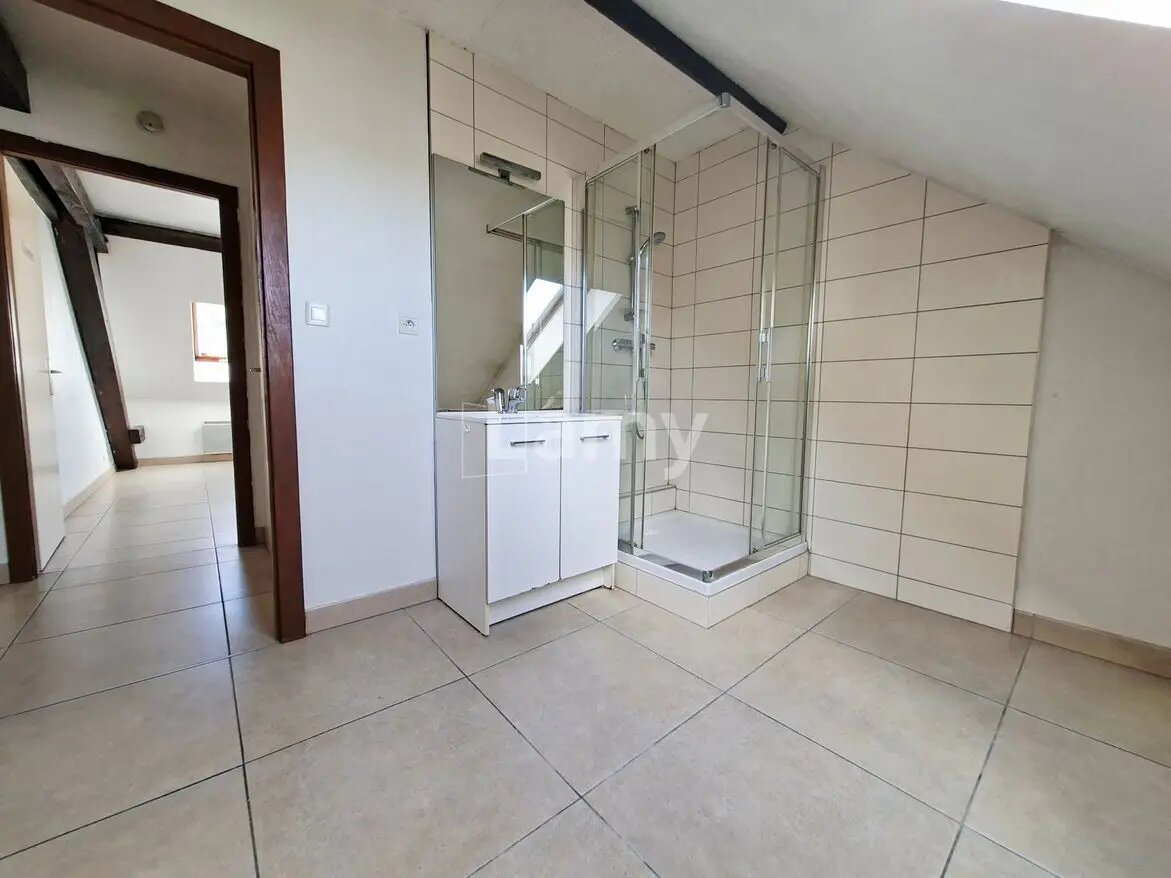 Appartement à louer, 62m², Méziré