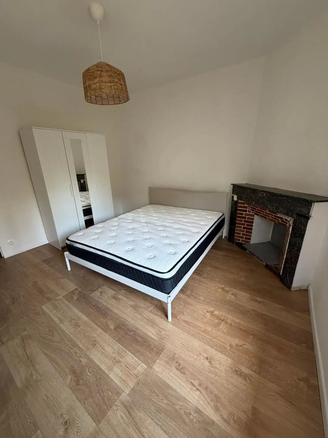 Appartement à louer, 63m², Pont-Saint-Esprit