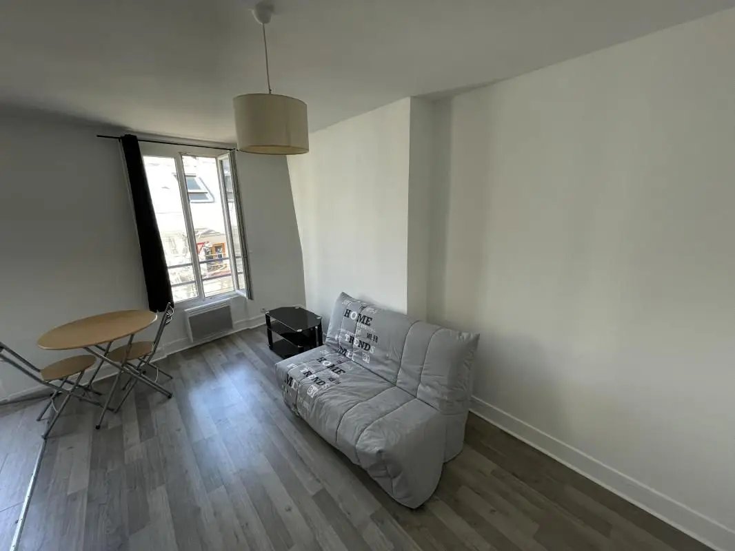 Appartement à louer, 30m², Paris 18ème