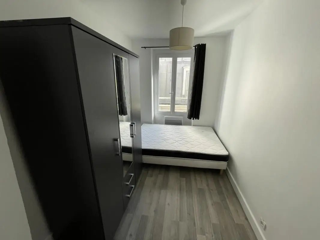 Appartement à louer, 30m², Paris 18ème
