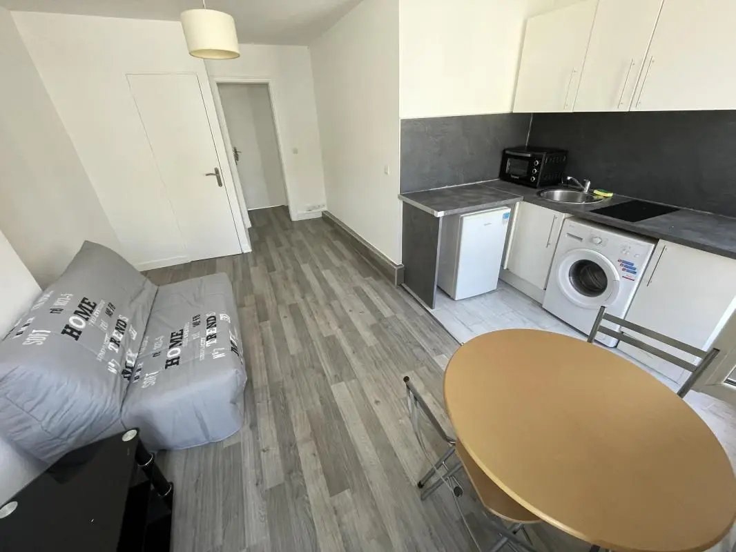 Appartement à louer, 30m², Paris 18ème