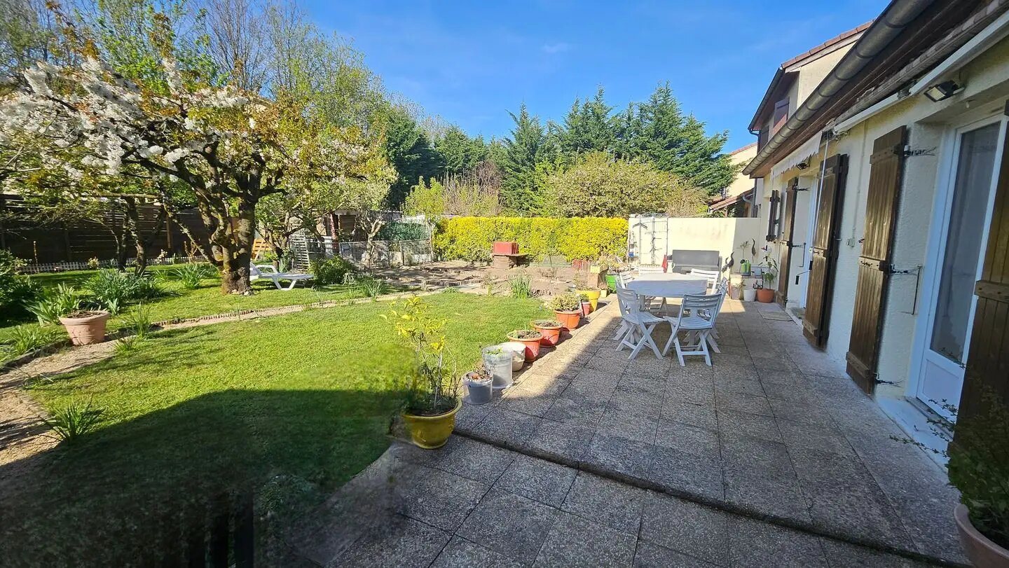 Maison à vendre, 99m², Mâcon