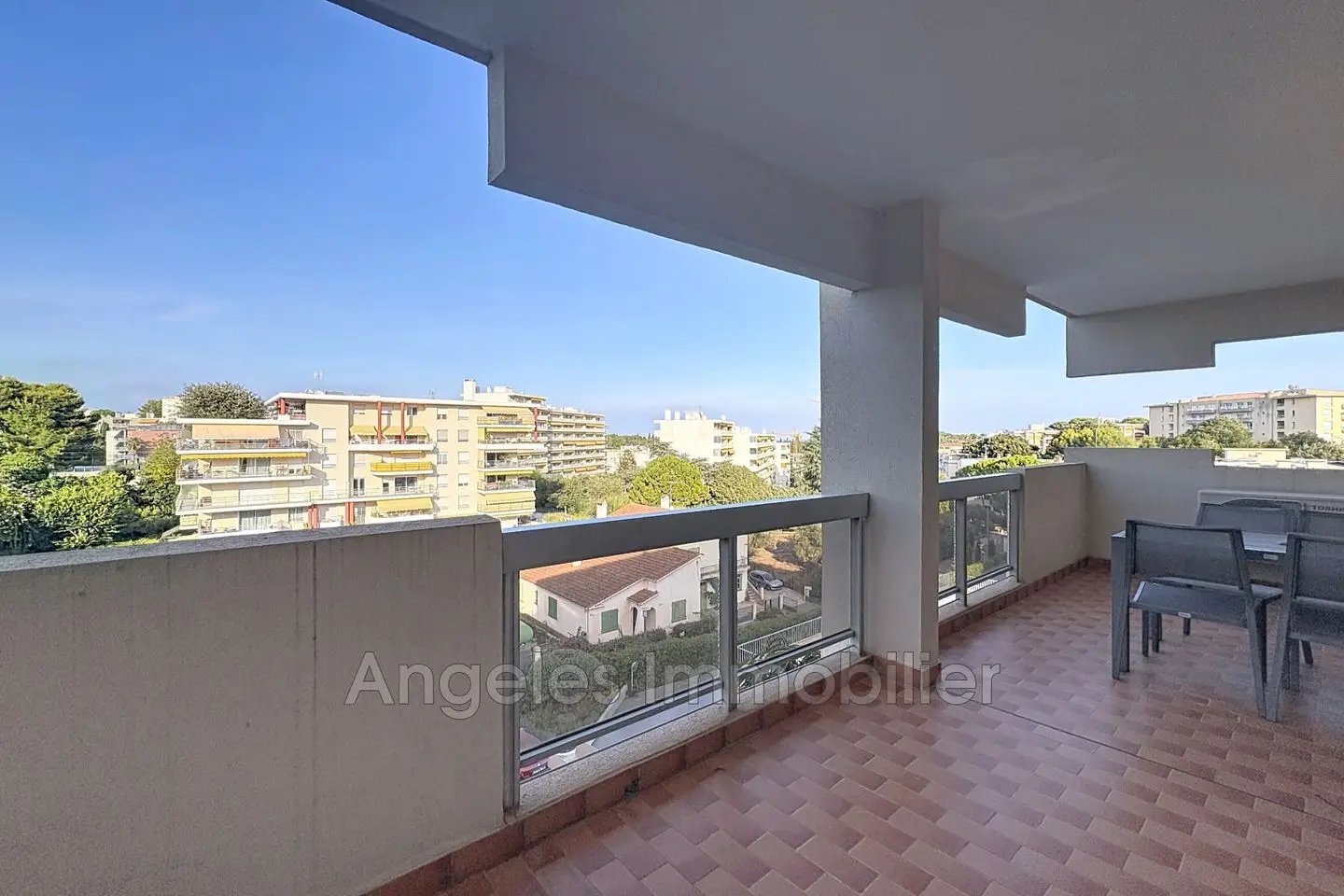Appartement à louer, 35m², Antibes