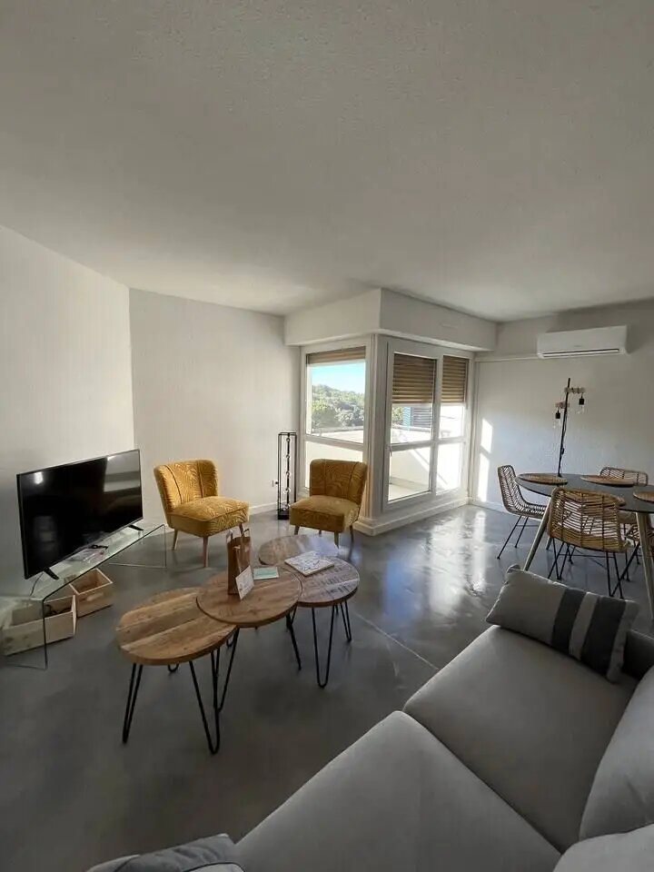 Appartement à louer, 35m², Les Baux-de-Provence