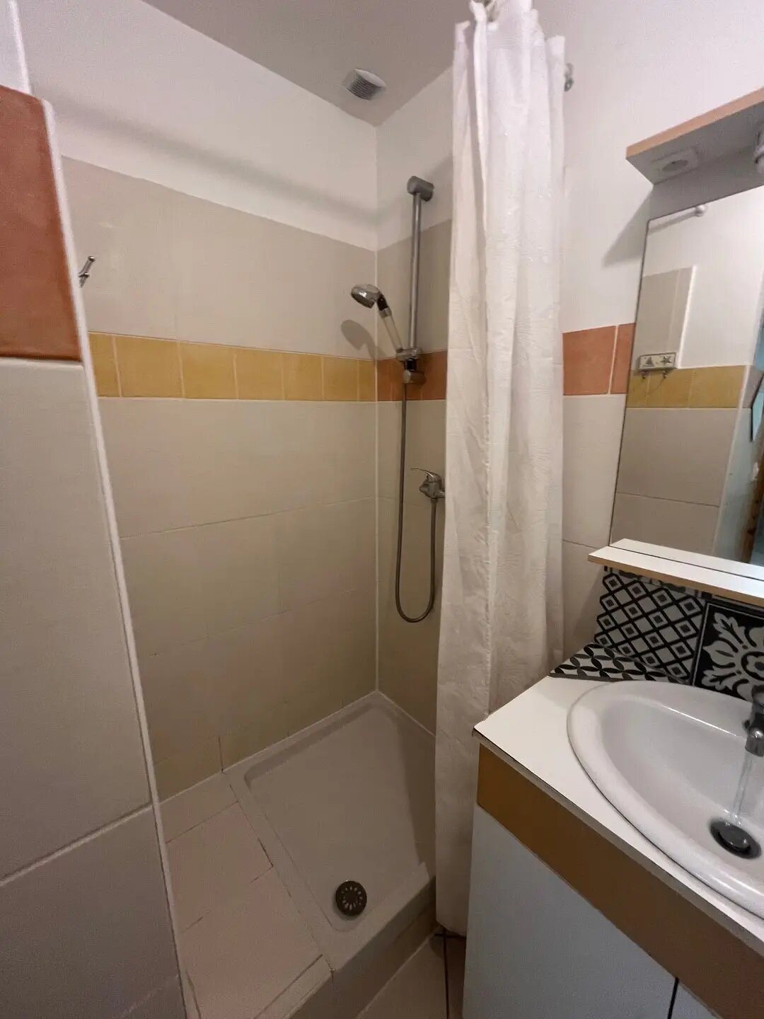 Appartement à louer, 73m², Cournonterral