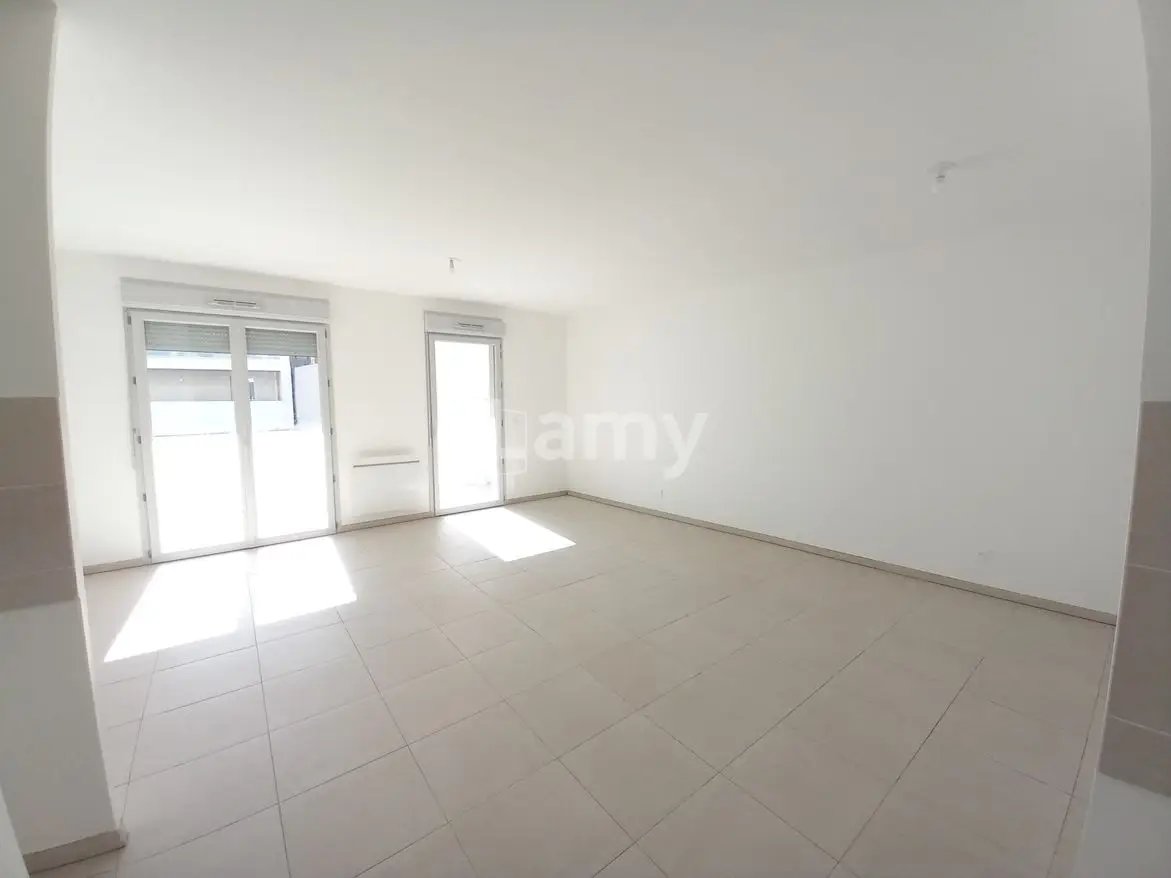 Appartement à louer, 72m², Marseille 15ème