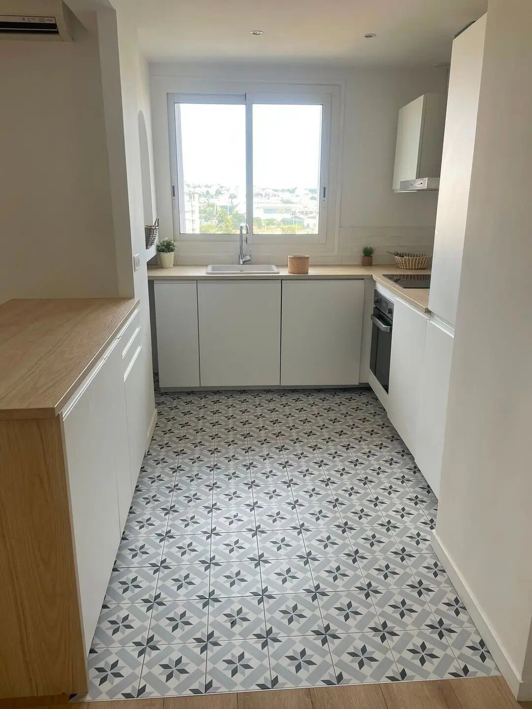 Appartement à louer, 48m², Saint-Laurent-du-Var