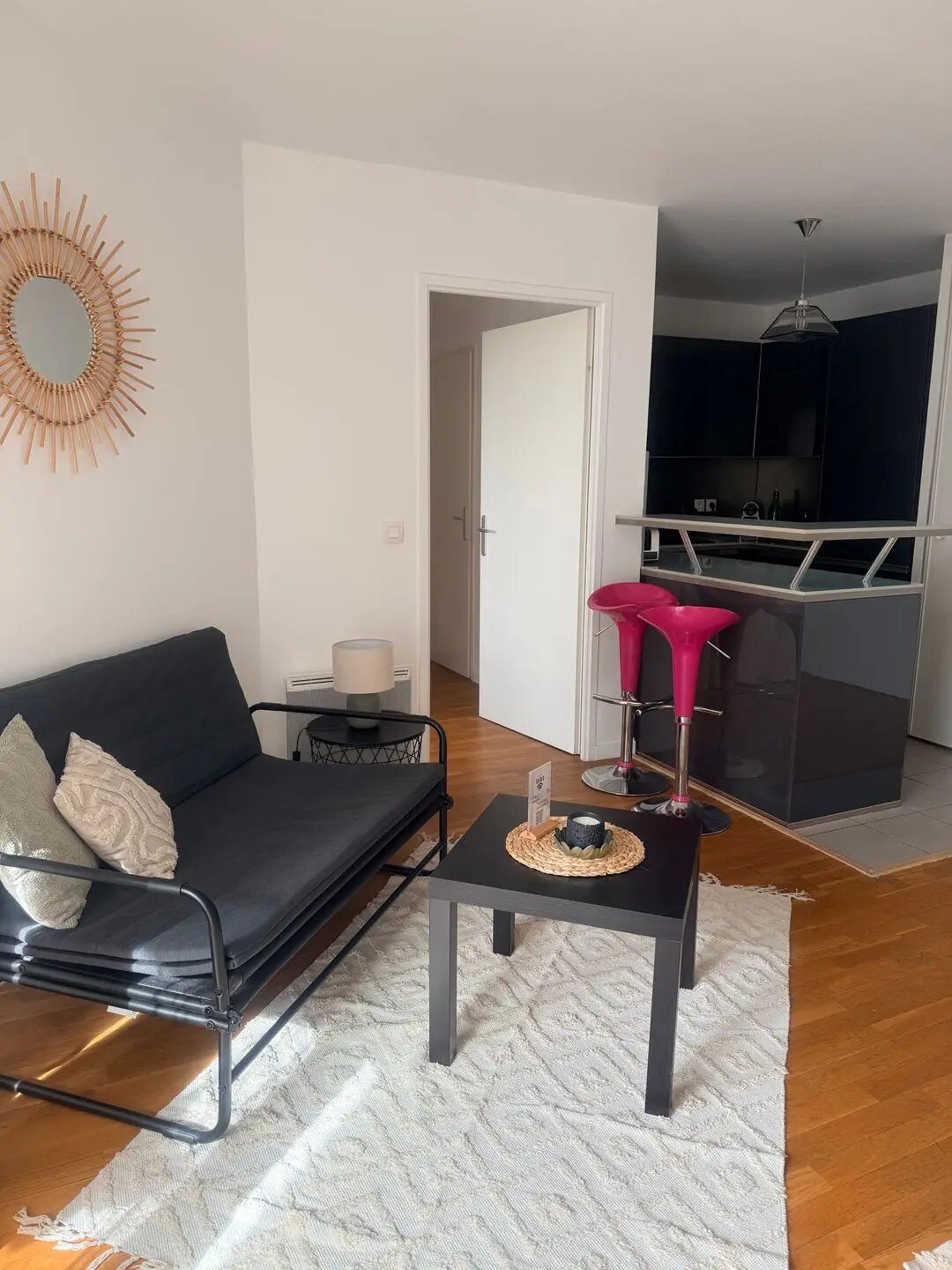 Appartement à louer, 55m², Suresnes