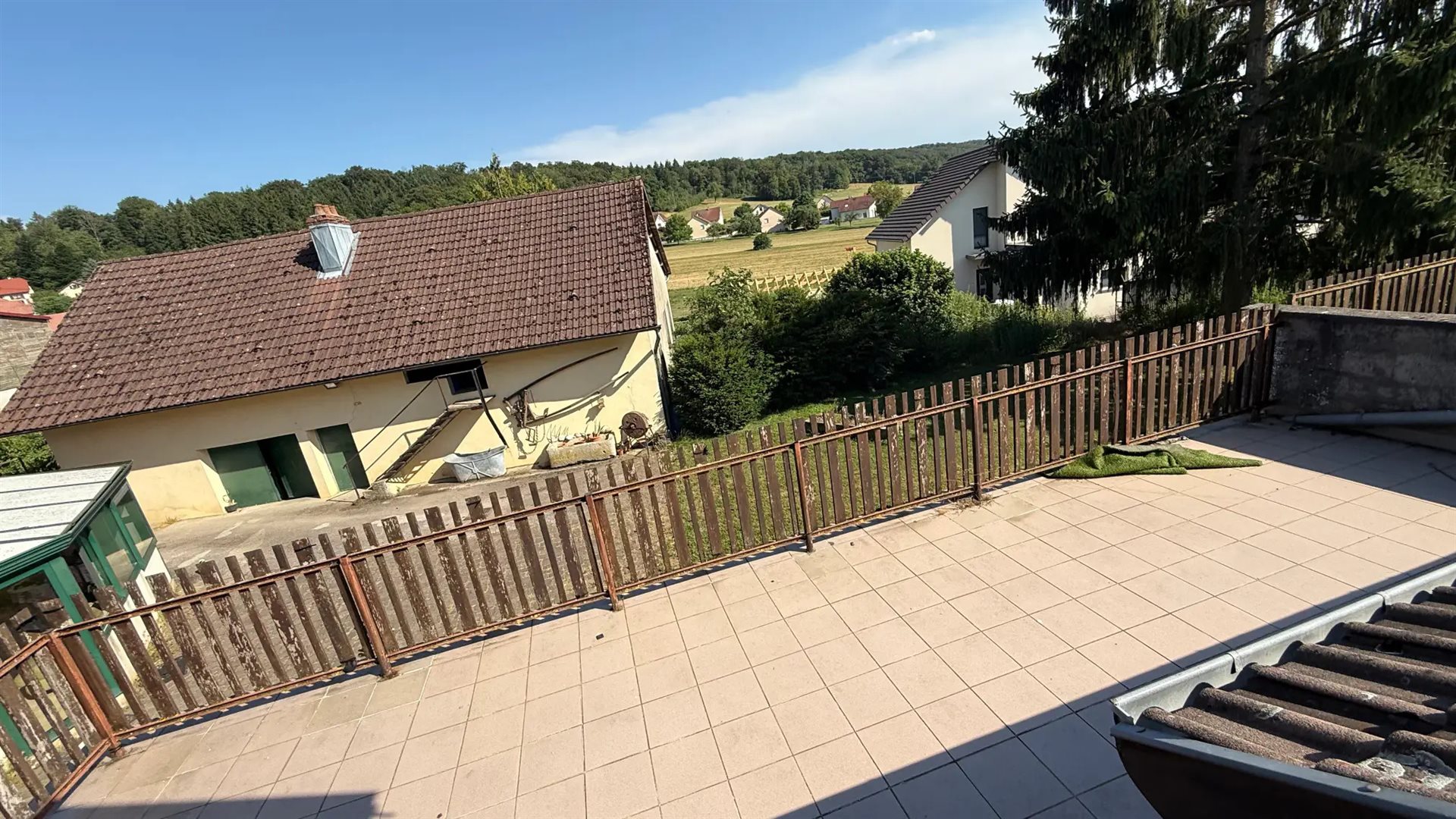 Appartement à louer, 84m², Fêche-l'Eglise