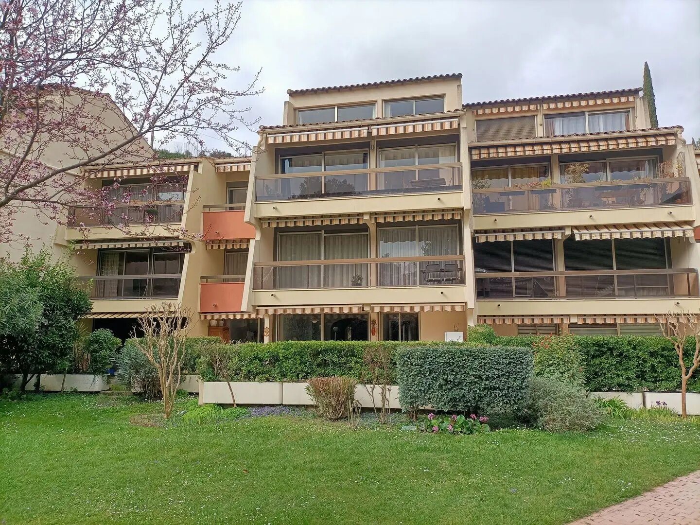 Appartement à vendre, 117m², Nîmes