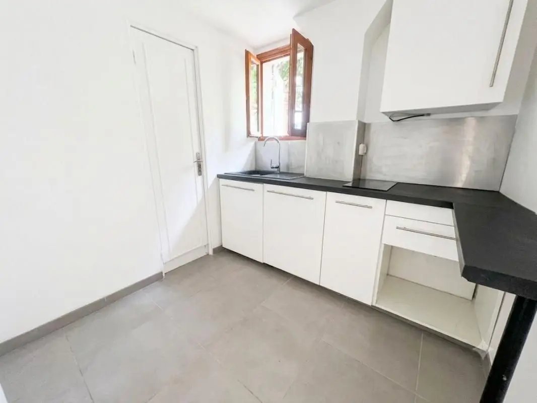 Appartement à vendre, 21m², L'Étang-la-Ville