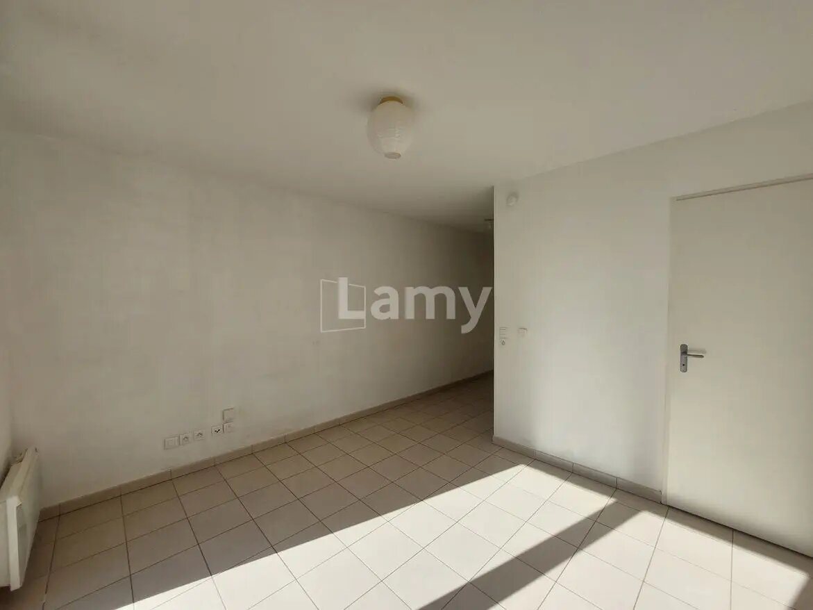 Appartement à louer, 20m², Rodilhan