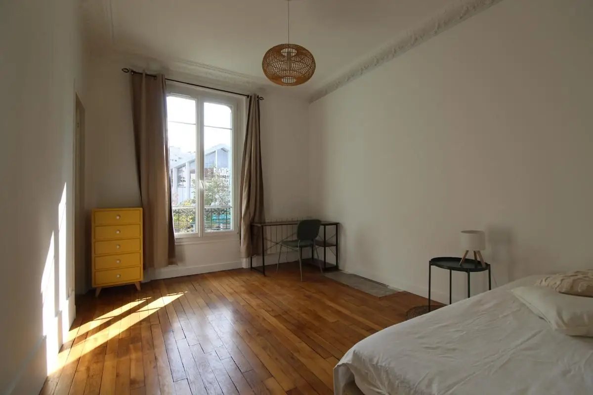 Appartement à louer, 66m², Courbevoie