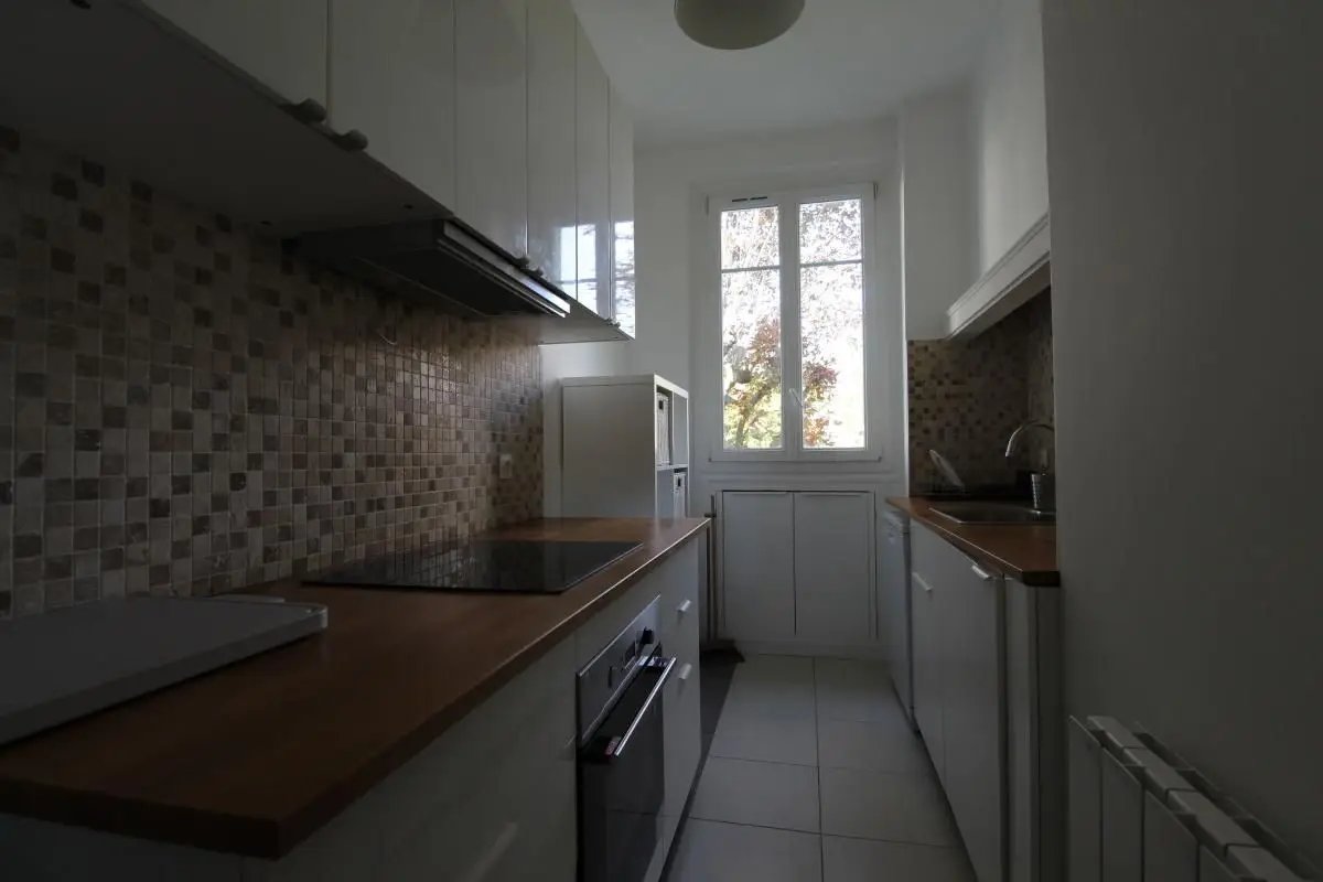 Appartement à louer, 66m², Courbevoie