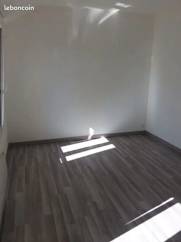 Appartement à louer, 35m², Saint-Rémy-sur-Avre