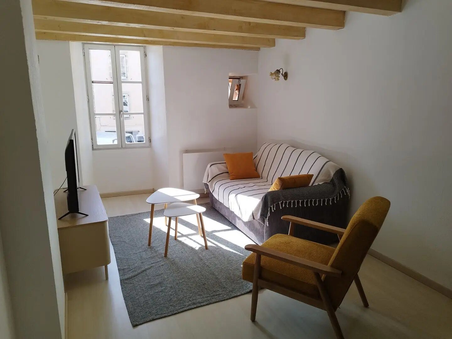 Maison à louer, 61m², Langogne