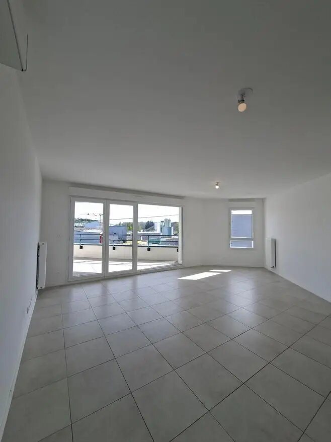 Appartement à louer, 83m², Lormont