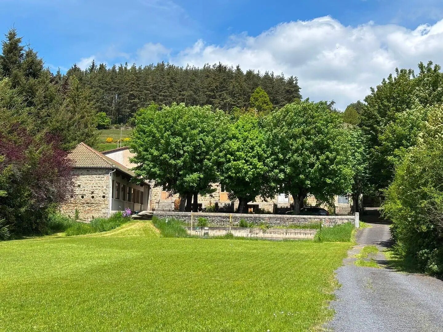 Maison à vendre, 2500m², Usson-en-Forez