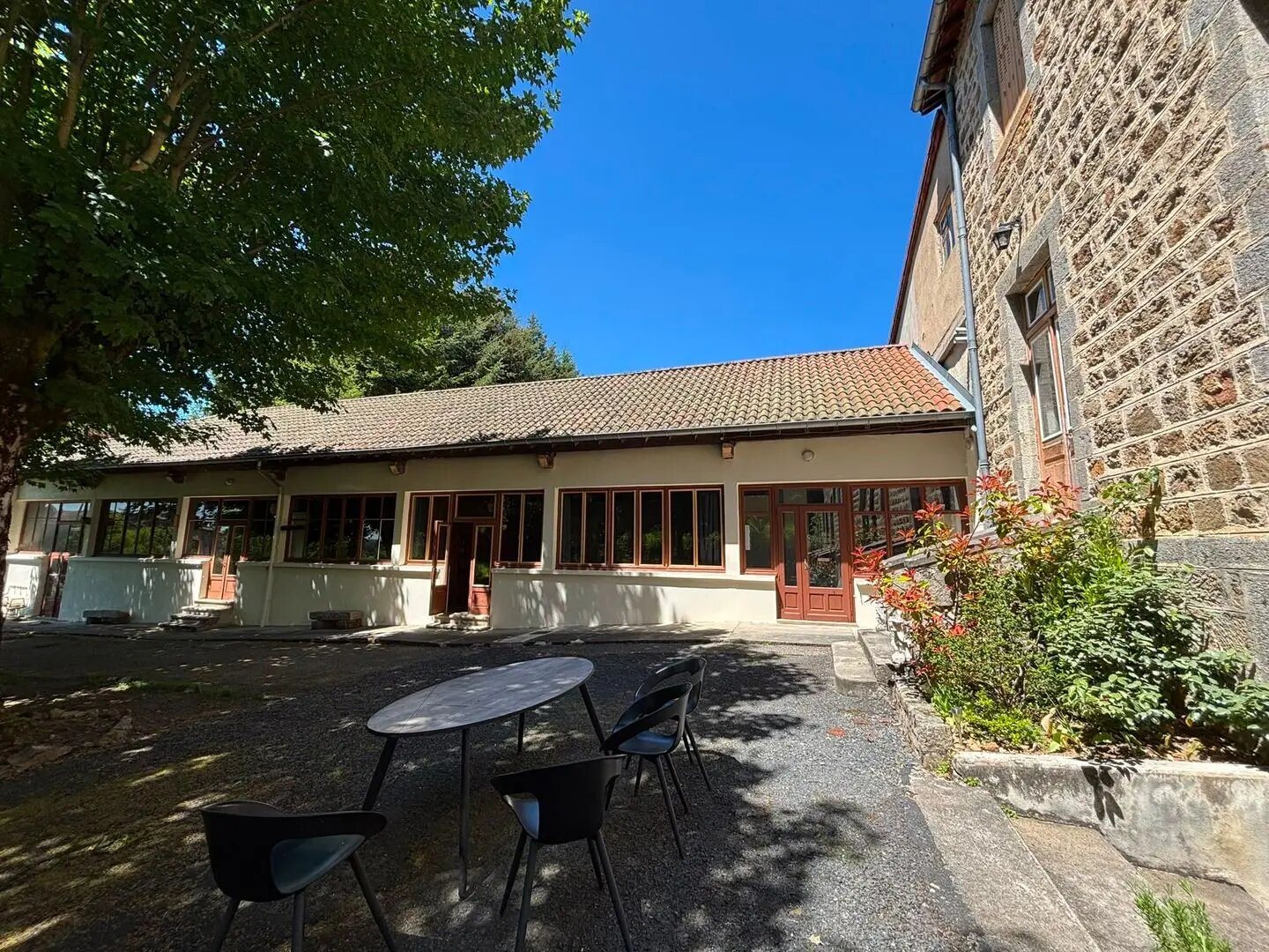 Maison à vendre, 2500m², Usson-en-Forez