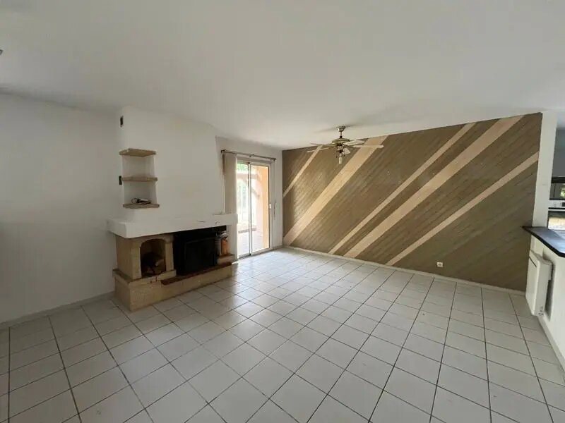 Maison à louer, 107m², Léognan