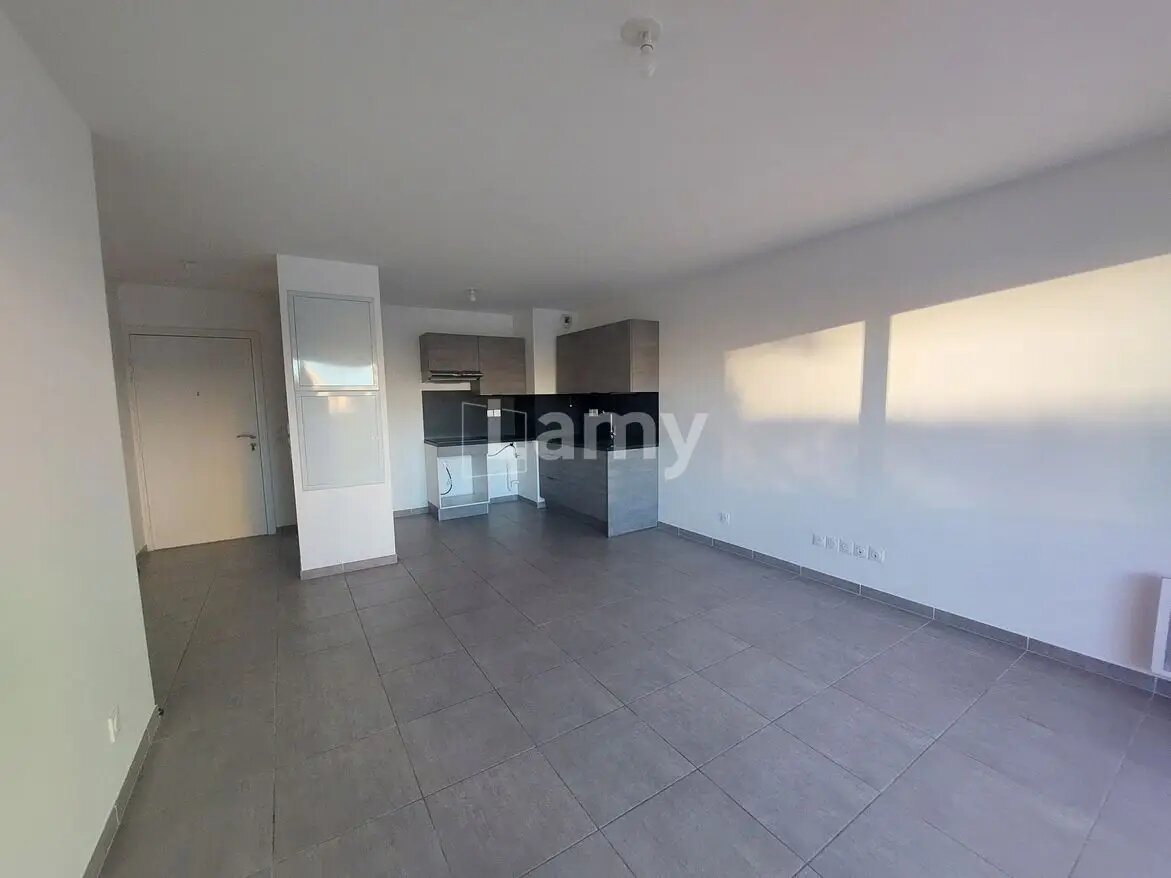 Appartement à louer, 60m², Nîmes
