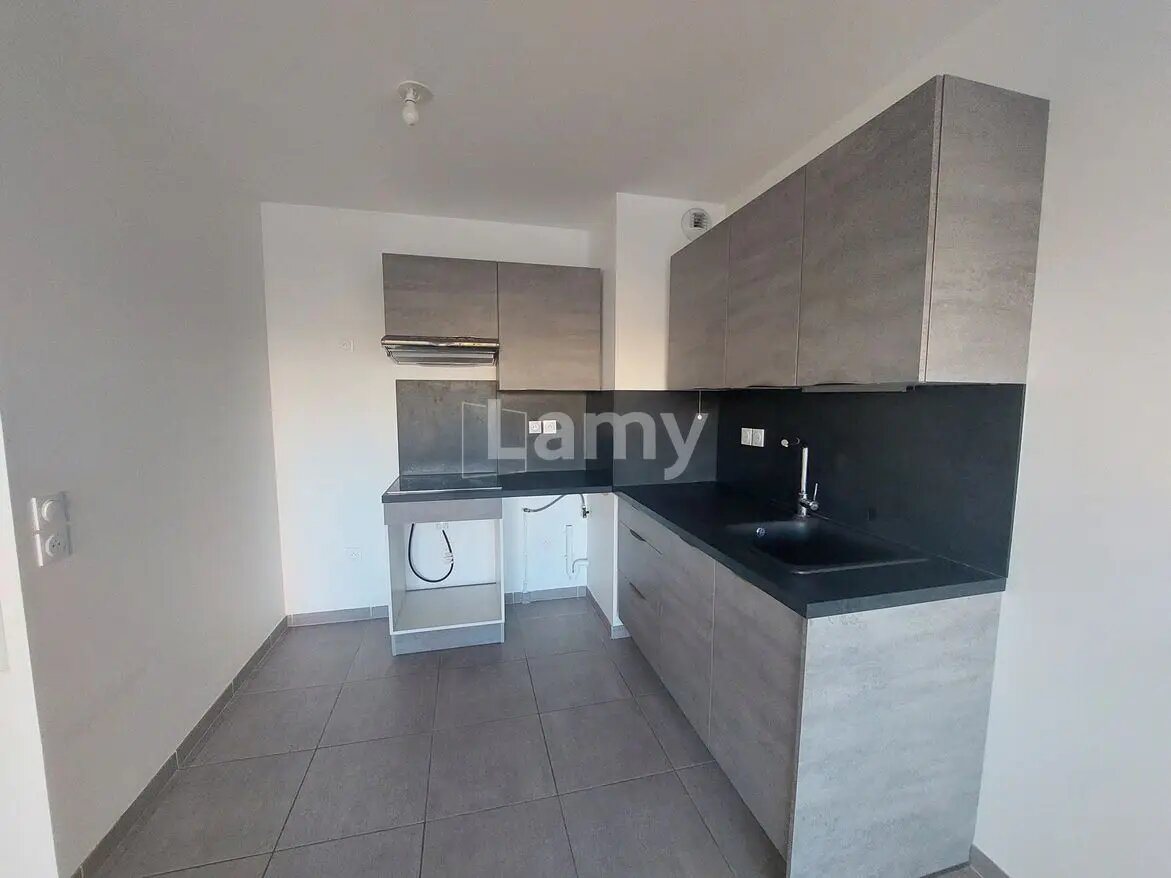 Appartement à louer, 60m², Nîmes