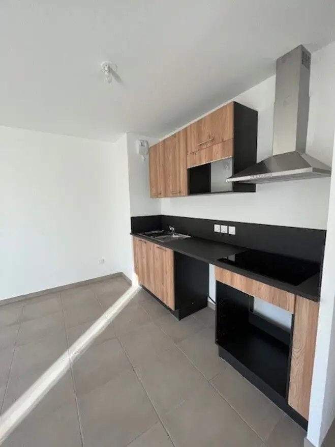Appartement à louer, 66m², Vénissieux