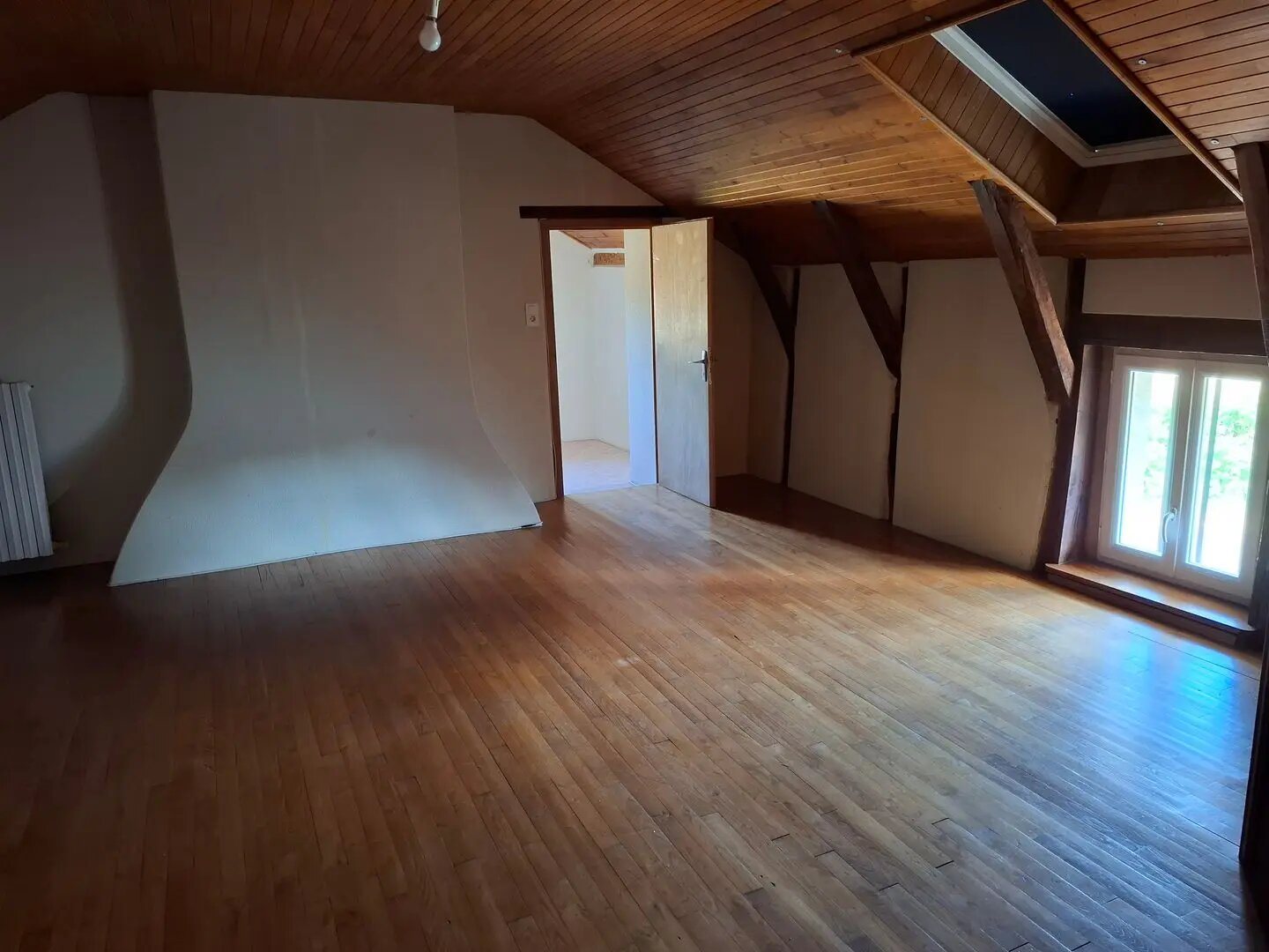Maison à louer, 140m², Arpajon-sur-Cère