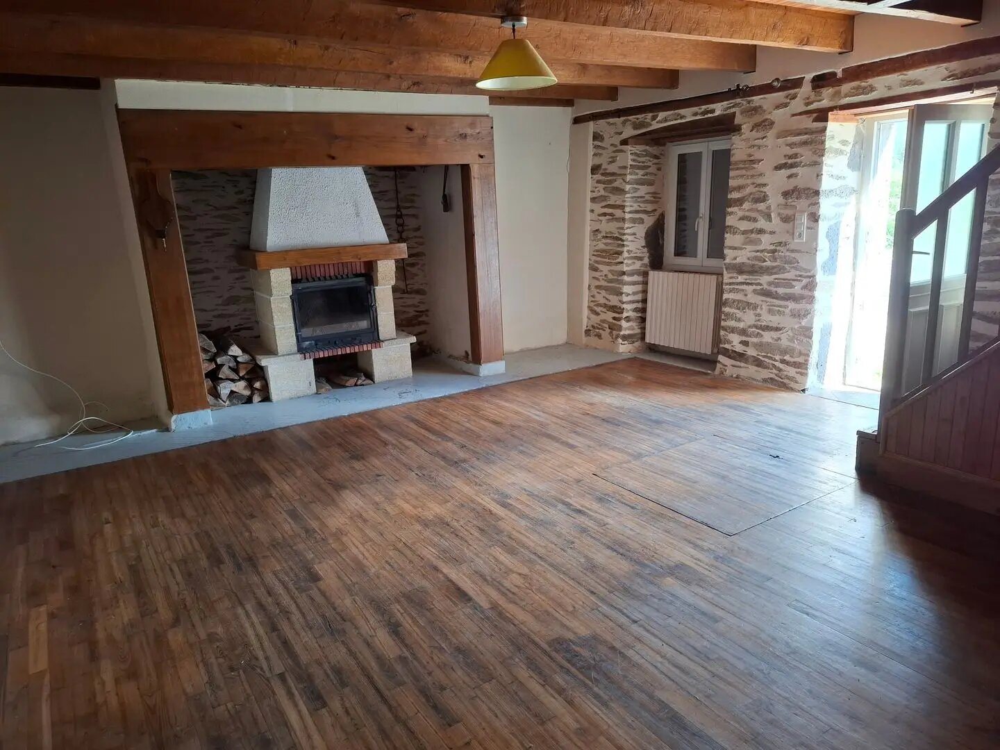 Maison à louer, 140m², Arpajon-sur-Cère