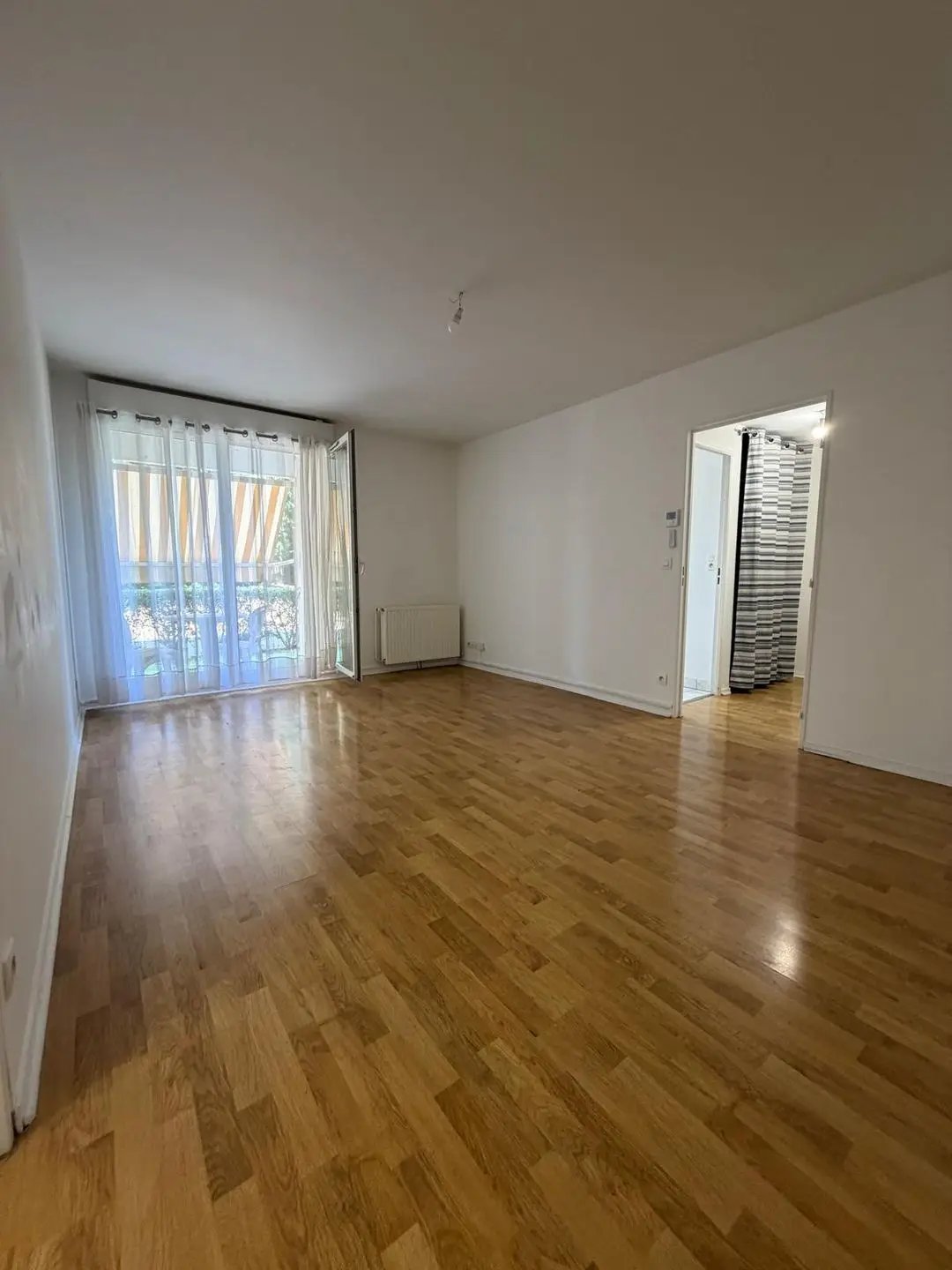 Appartement à louer, 4627m², Chartres