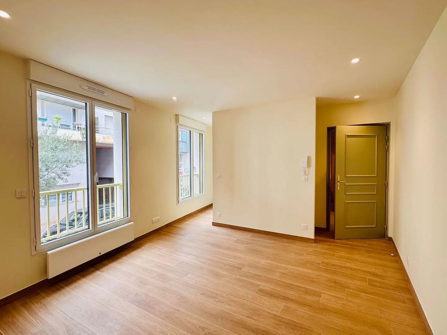 Appartement à louer, 34m², Suresnes