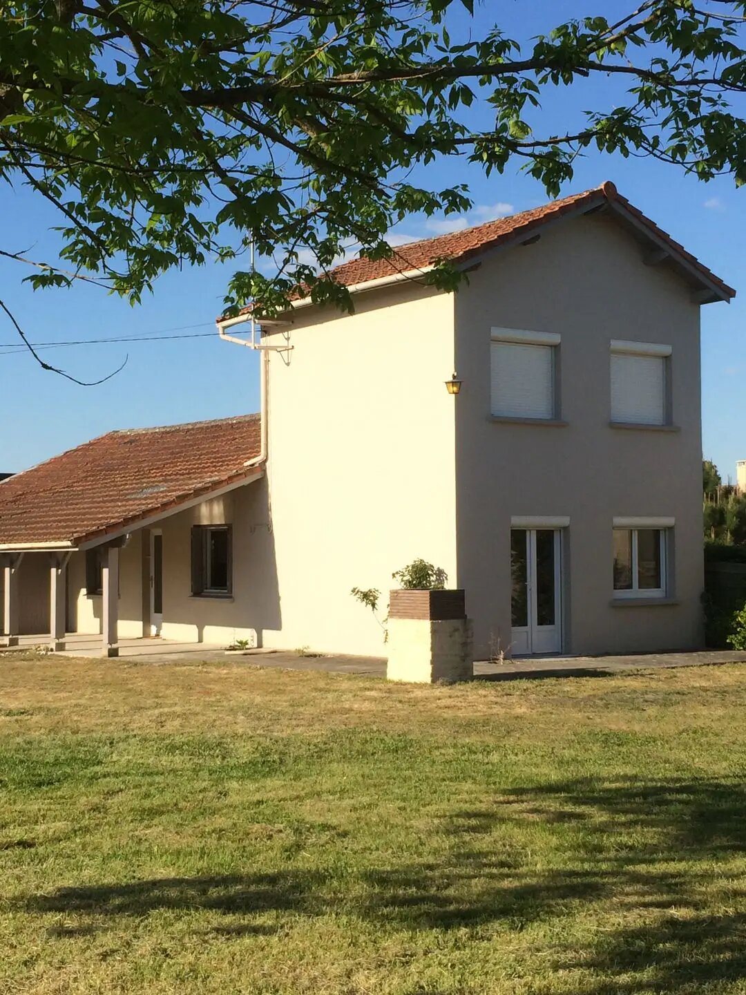 Maison à louer, 80m², Montendre