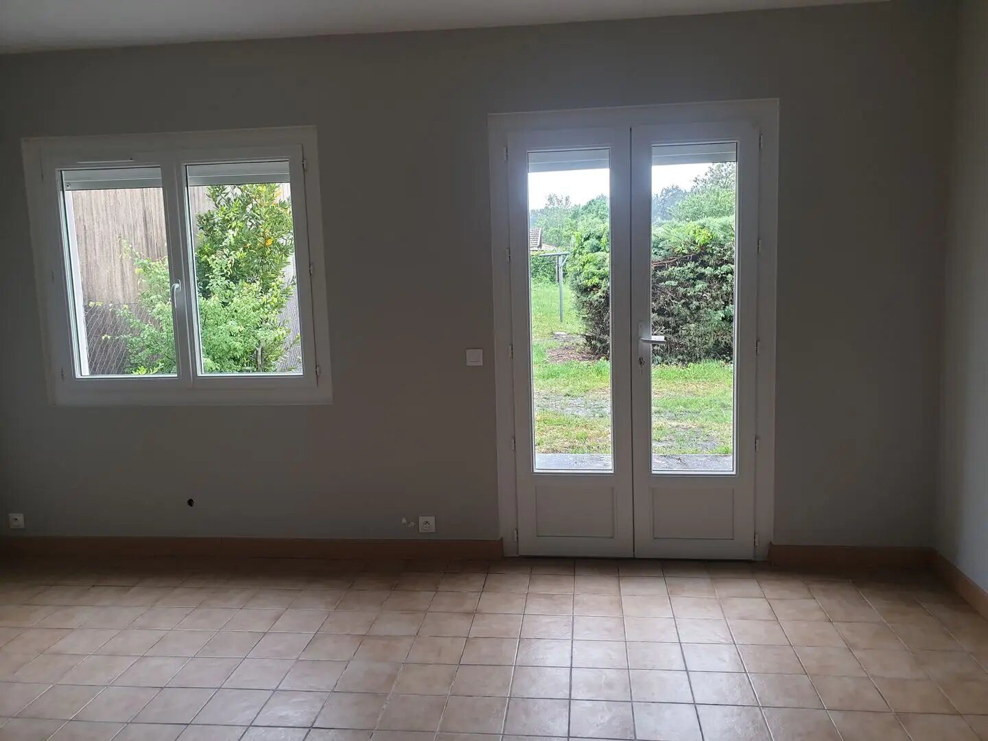 Maison à louer, 80m², Montendre