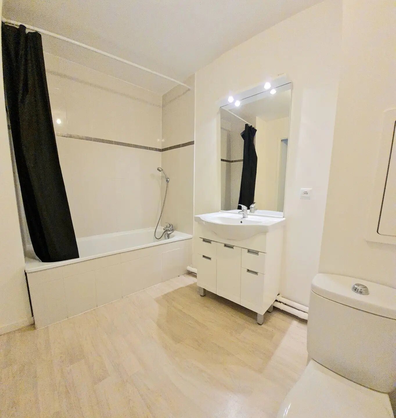 Appartement à louer, 43m², Moissy-Cramayel