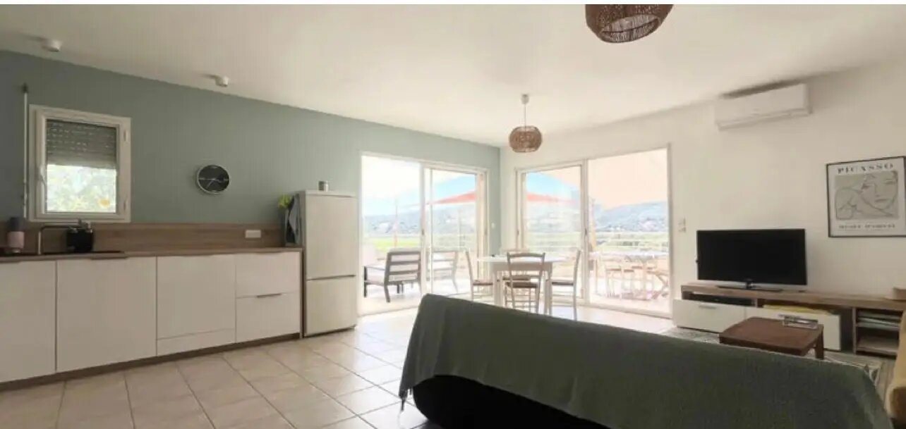 Appartement à vendre, 71m², Serra-di-Ferro