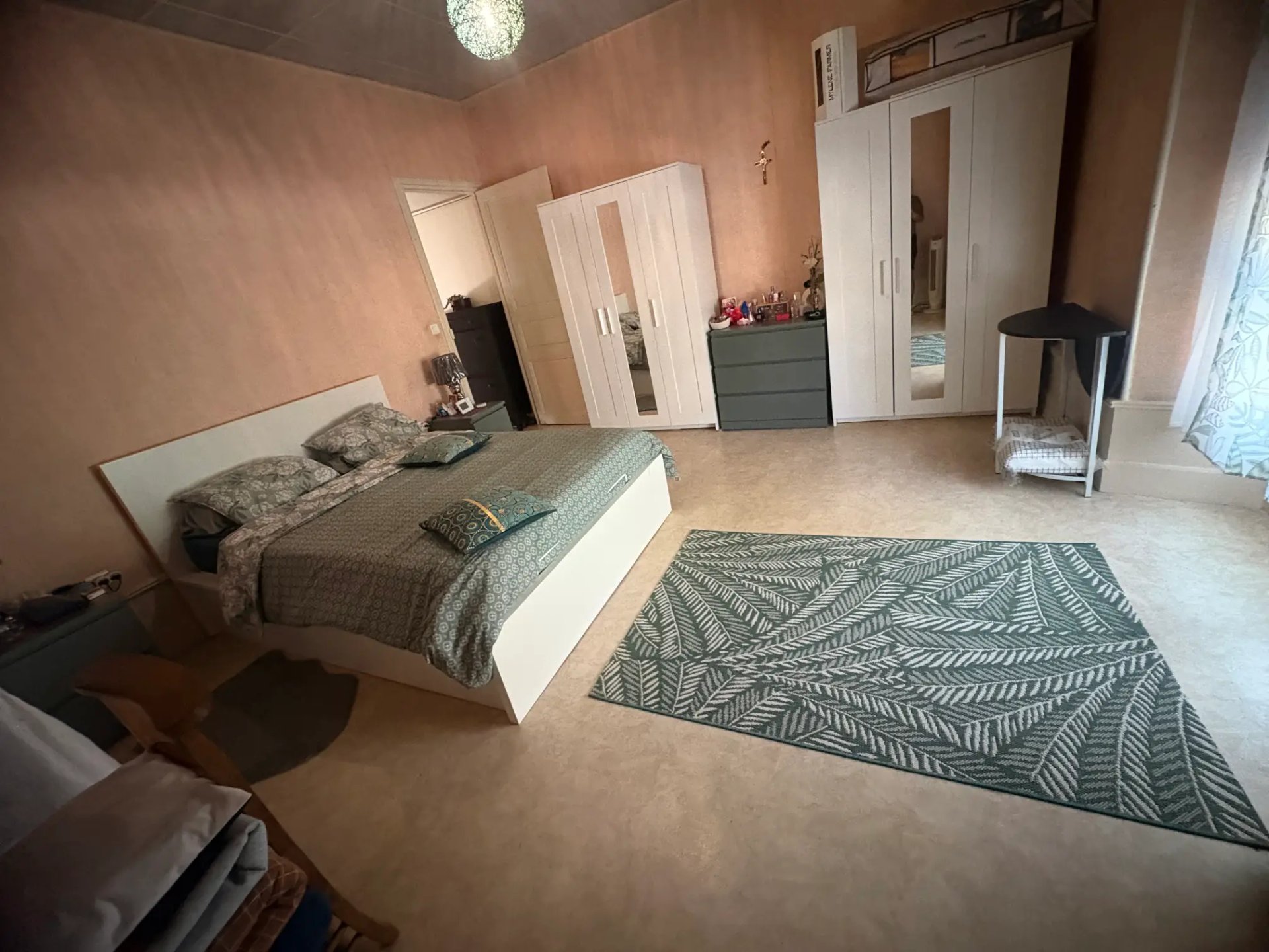 Appartement à louer, 88m², Vic-sur-Cère