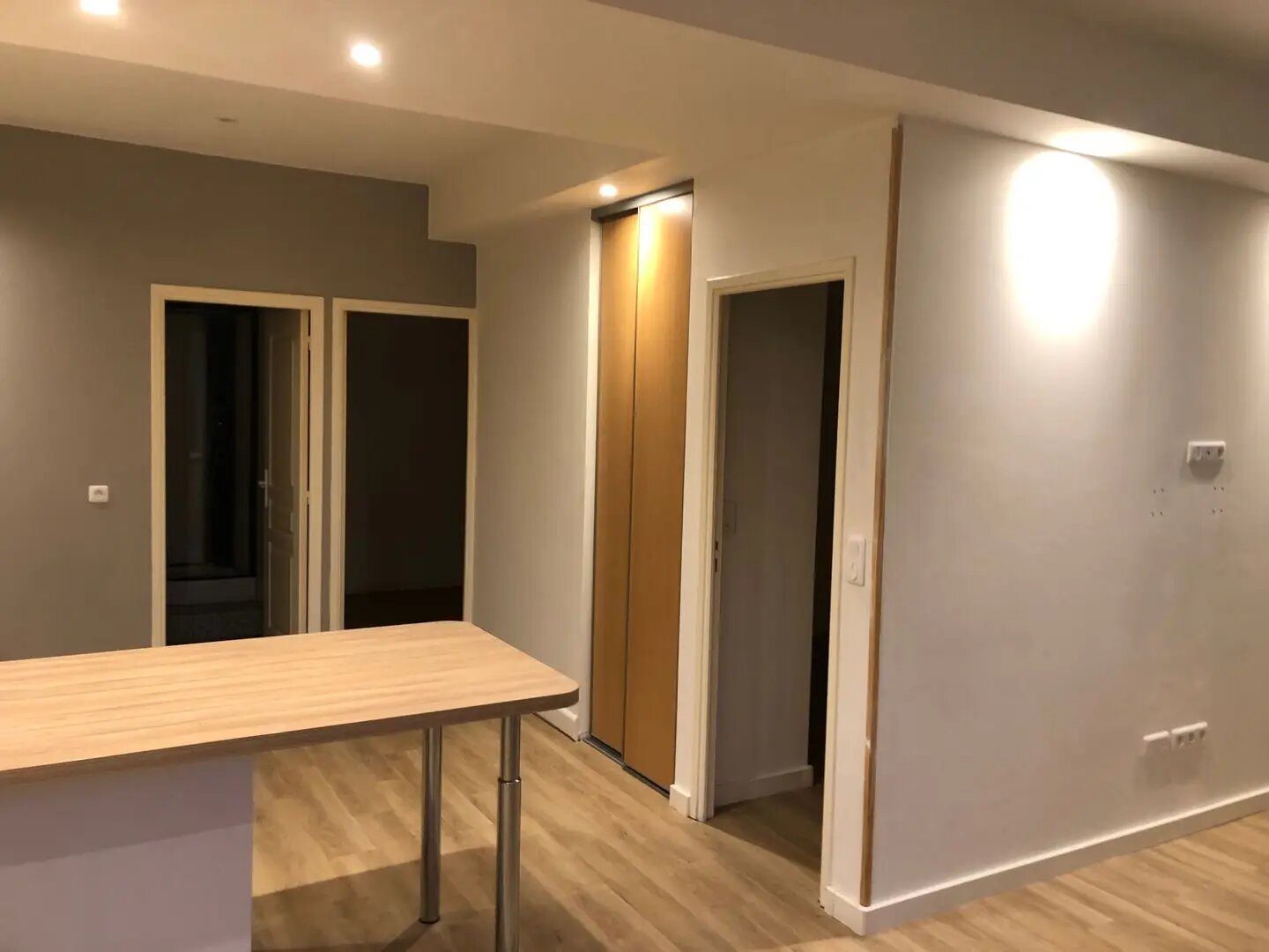Appartement à louer, 58m², Laversines