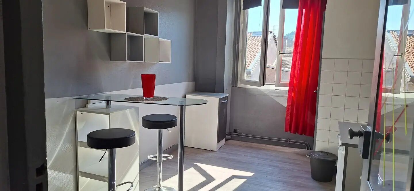 Appartement à louer, 23m², Saint-Etienne