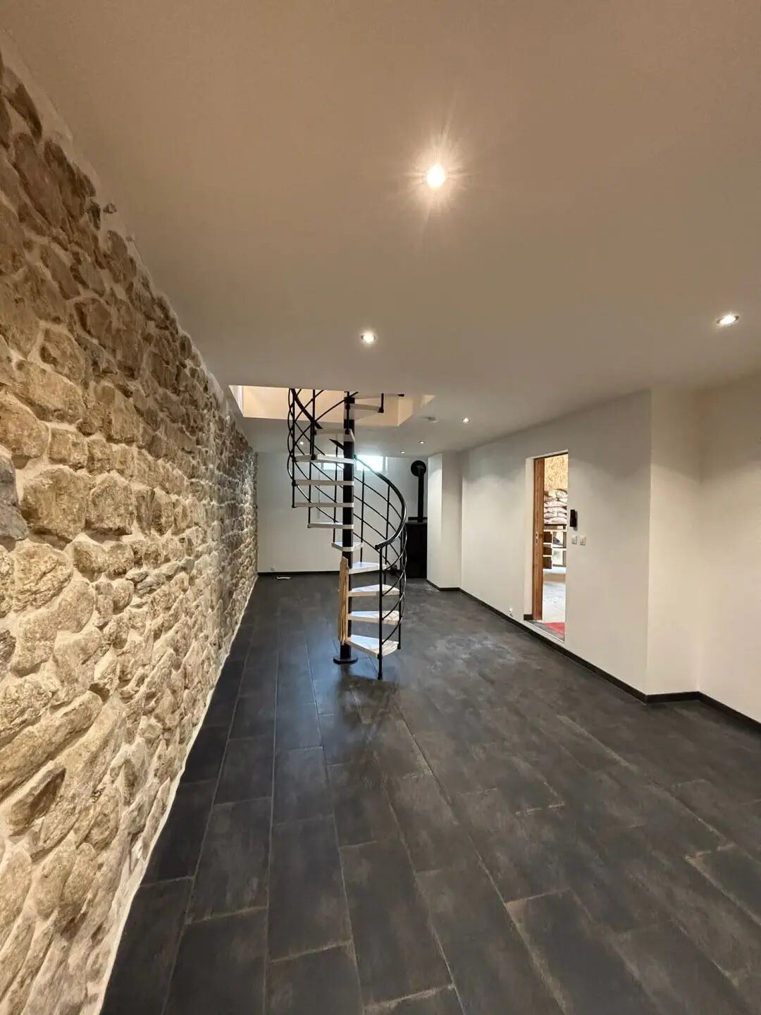 Maison à vendre, 110m², Alboussière