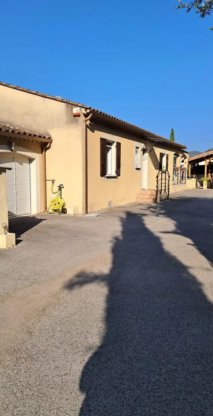 Maison à vendre, 140m², Meyrannes