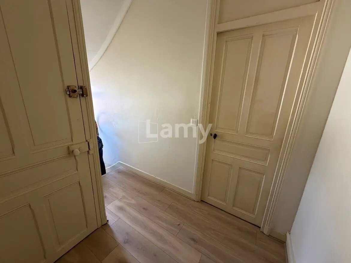 Appartement à louer, 69m², Lamorlaye