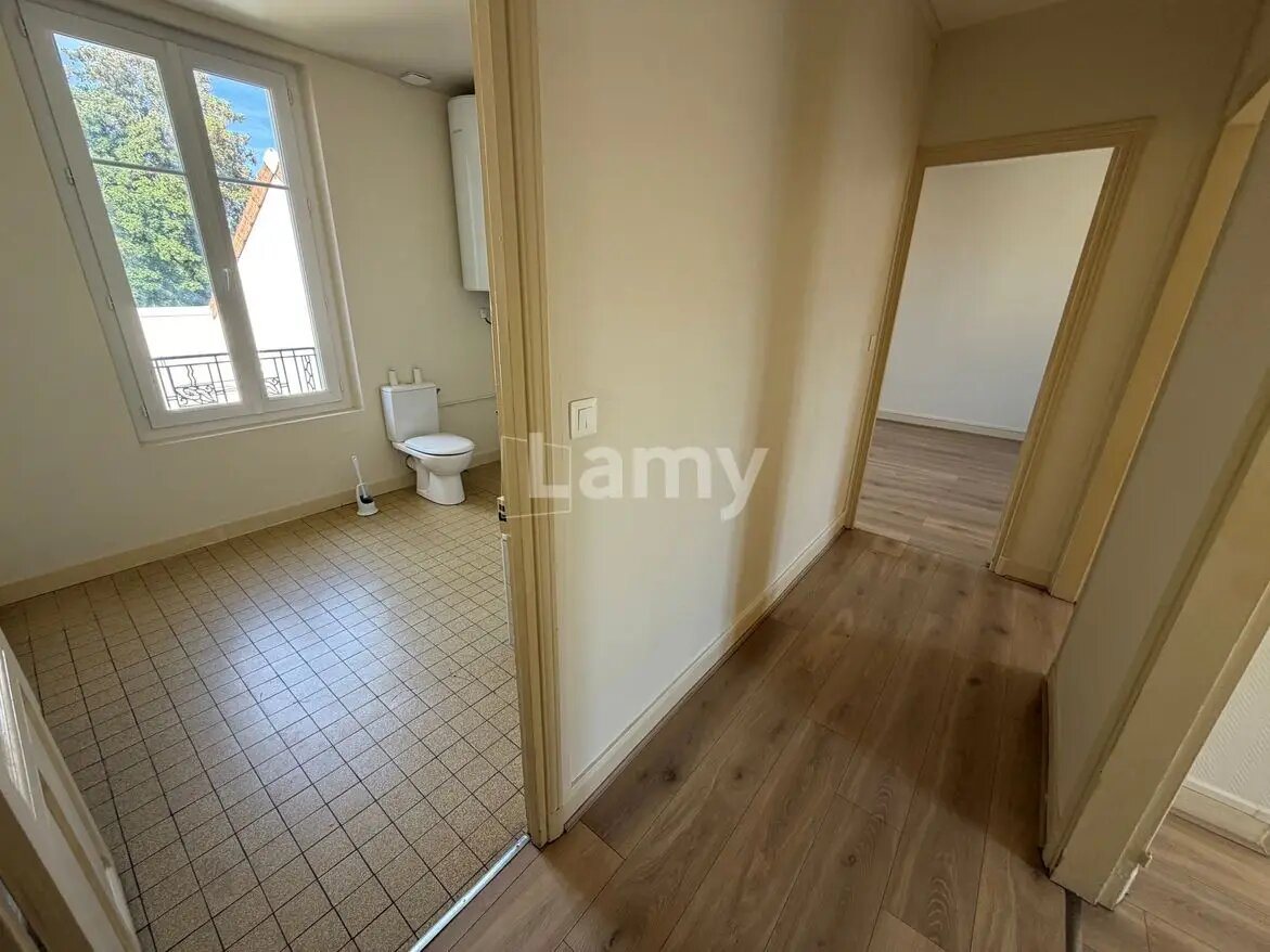 Appartement à louer, 69m², Lamorlaye