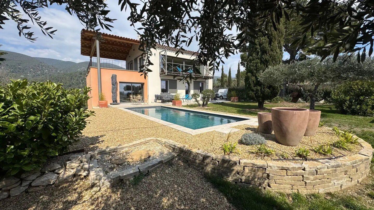 Maison à vendre, 170m², Vaugines