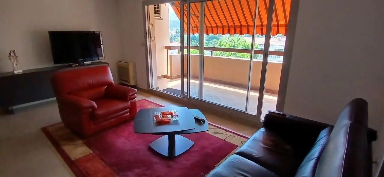 Appartement à vendre, 77m², Hyères