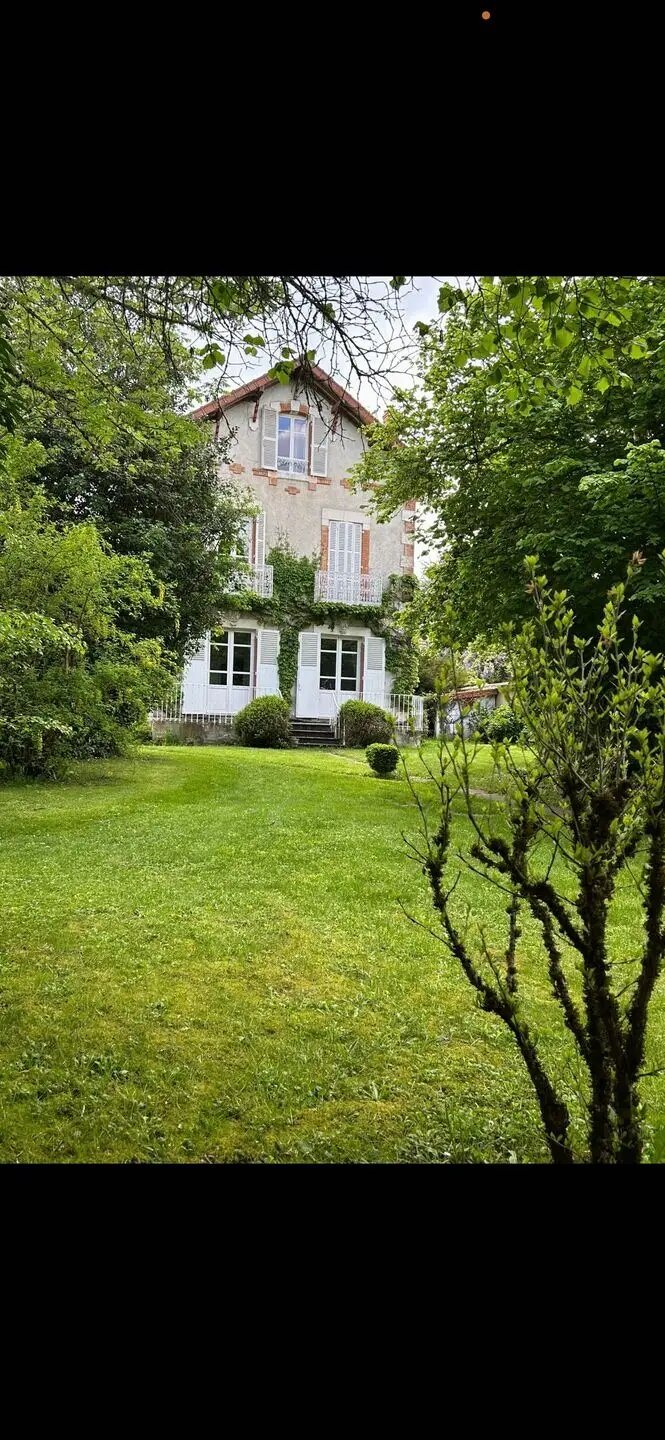 Maison à vendre, 240m², Saint-Gervais-d'Auvergne