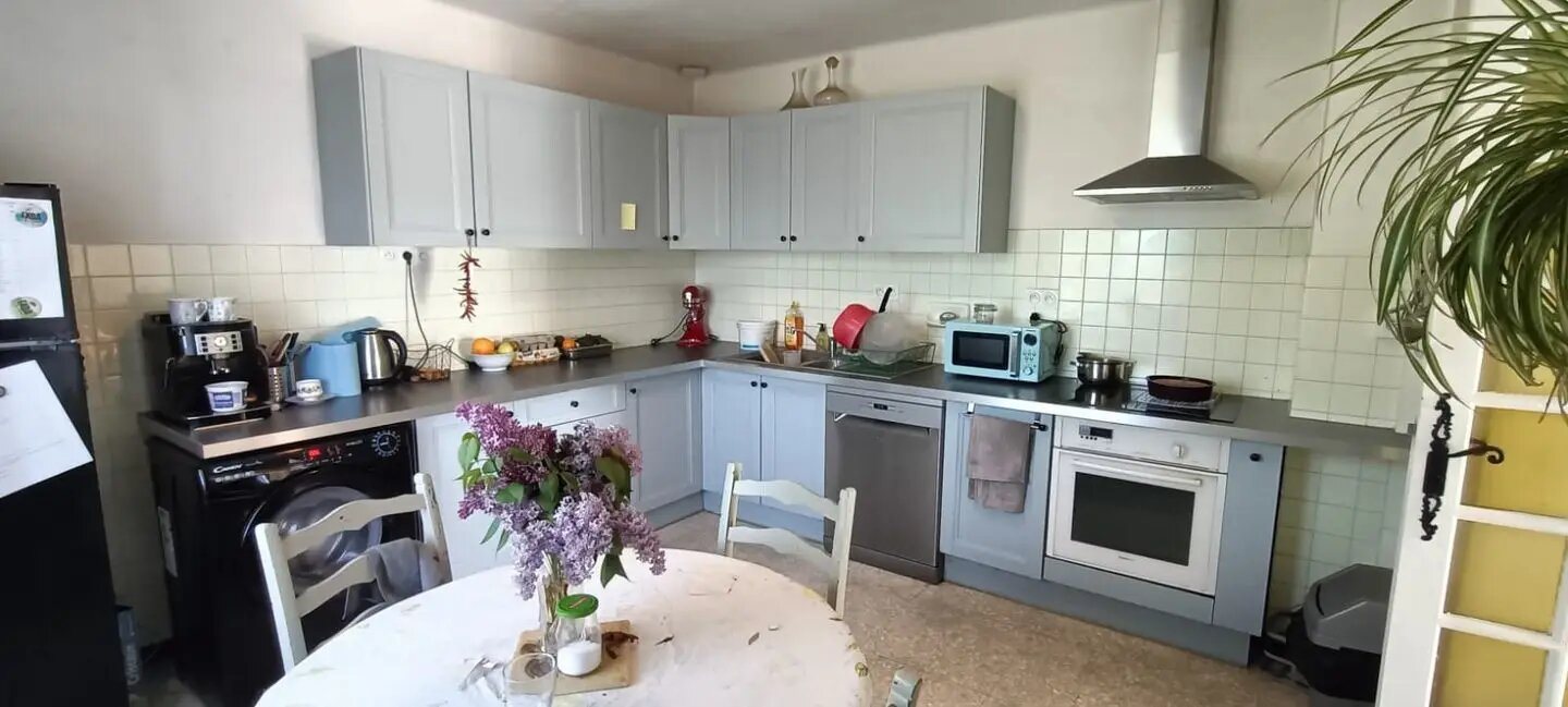 Maison à louer, 96m², Banon