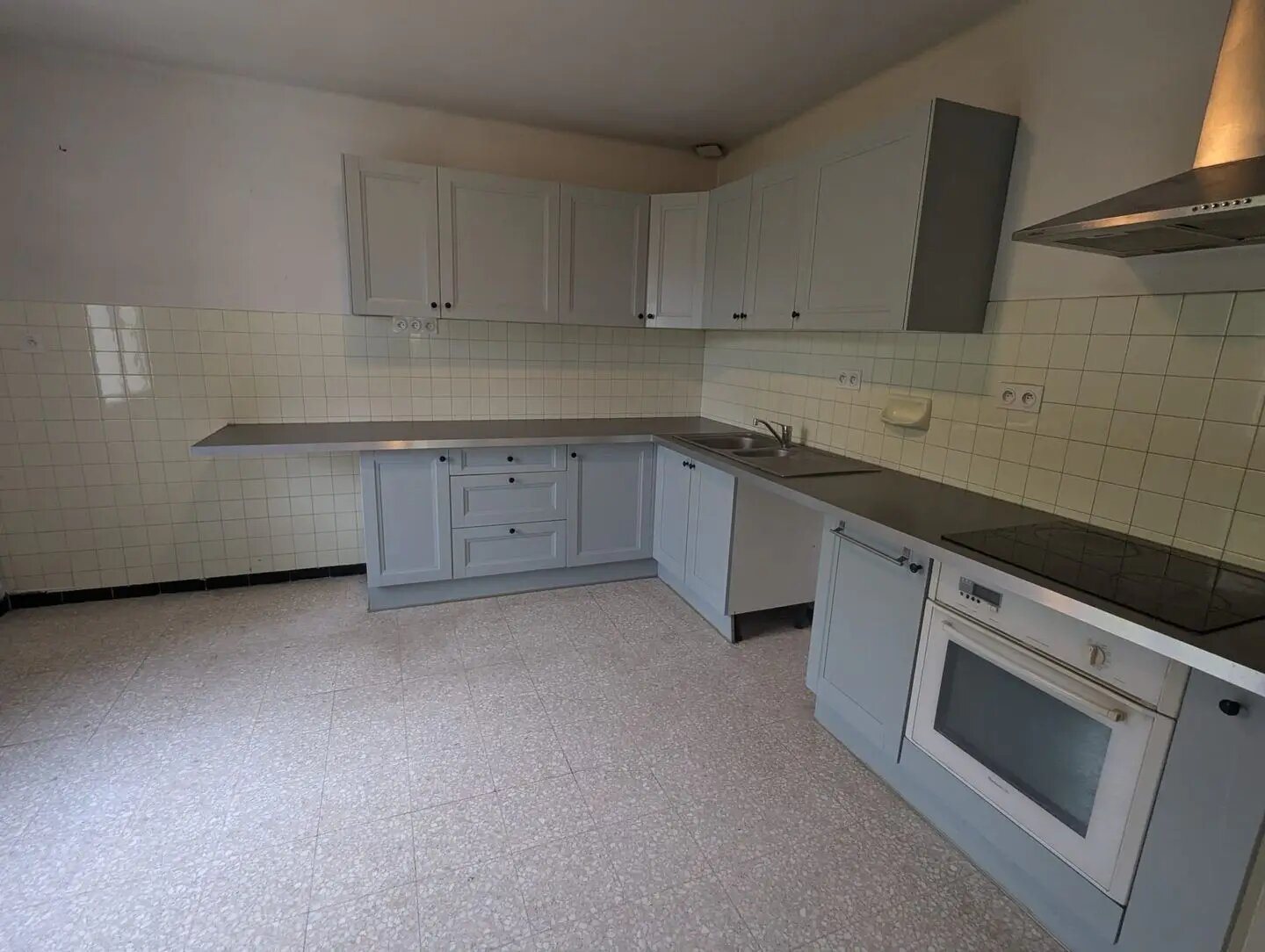 Maison à louer, 96m², Banon